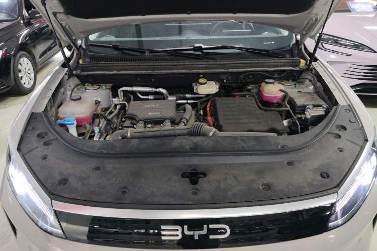 Used BYD Sealion 05 DM-i 2025 DM-i Smart Drive 115KM Flagship Model Engine Bay