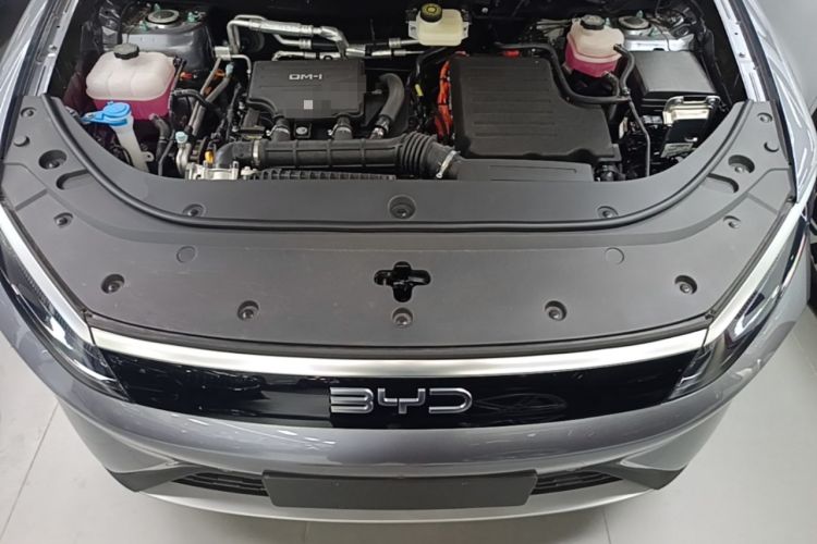 Used BYD Sealion 05 DM-i 2025 DM-i Intelligent Driving 75KM Prestige Model Engine Bay