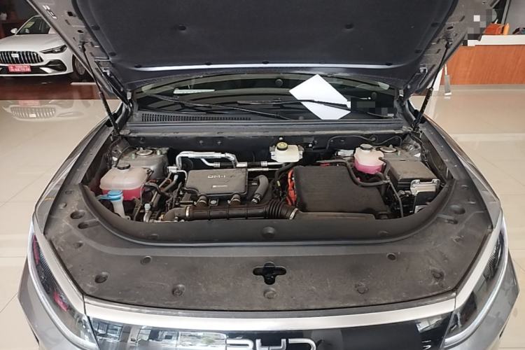 Used BYD Sealion 05 DM-i 2025 DM-i Intelligent Driving 75KM Prestige Model Engine Bay
