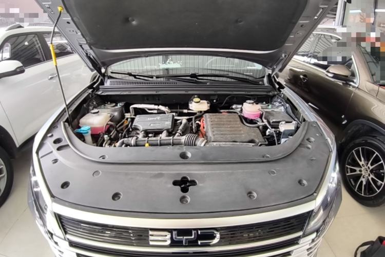 Used BYD Sealion 05 DM-i 2025 DM-i 75KM Luxury Model Engine Bay