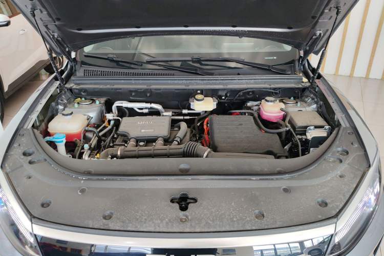 Used BYD Sealion 05 DM-i 2025 DM-i Smart Drive 115KM Flagship Model Engine Bay
