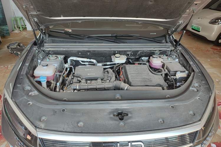 Used BYD Sealion 05 DM-i 2025 DM-i 75KM Prestige Model Engine Bay