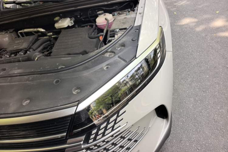Used BYD Sealion 05 DM-i 2025 DM-i 75KM Prestige Model Engine Bay Left