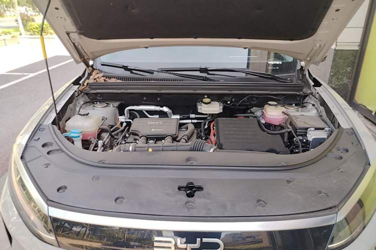 Used BYD Sealion 05 DM-i 2025 DM-i Smart Drive 75KM Luxury Model Engine Bay
