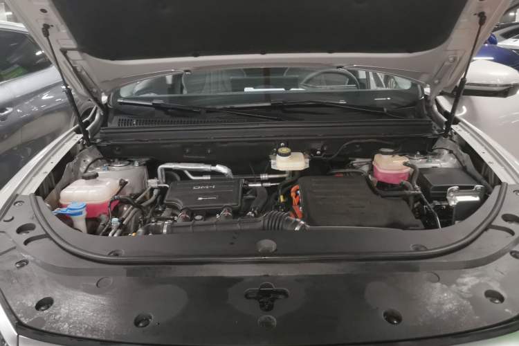 Used BYD Sealion 05 DM-i 2025 DM-i Smart Drive 115KM Flagship Model Engine Bay