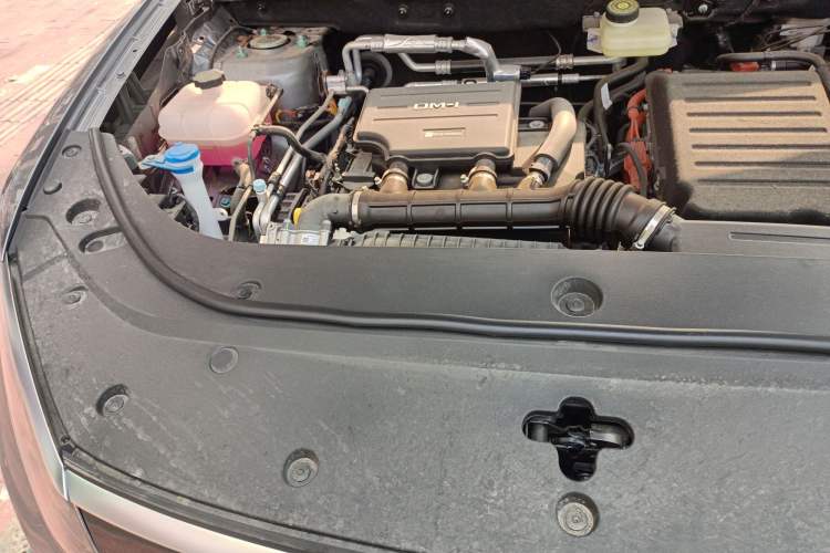 Used BYD Sealion 05 DM-i 2025 DM-i Smart Drive 115KM Flagship Model Engine Bay Right