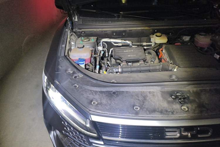 Used BYD Sealion 05 DM-i 2025 DM-i 115KM Prestige Model Engine Bay Right
