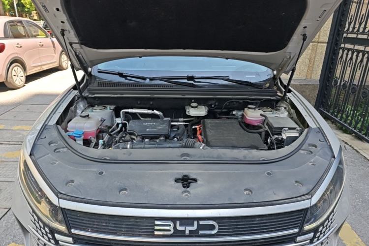 Used BYD Sealion 05 DM-i 2025 DM-i 115KM Flagship Model Engine Bay