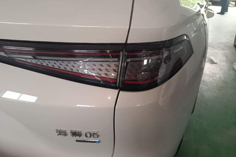 Used BYD Sealion 05 DM-i 2025 DM-i Smart Drive 115KM Flagship Model Exterior 3