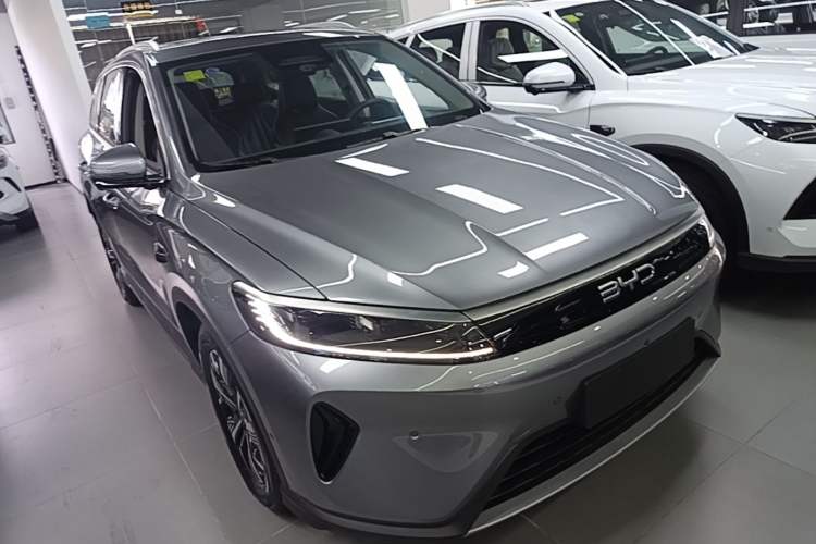Used BYD Sealion 05 DM-i 2025 DM-i Intelligent Driving 75KM Prestige Model Front Right 45 Deg