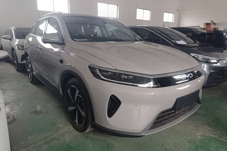 Used BYD Sealion 05 DM-i 2025 DM-i Smart Drive 115KM Flagship Model Front Right 45 Deg
