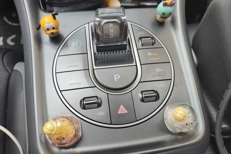 Used BYD Sealion 05 DM-i 2025 DM-i 75KM Luxury Model Gear Lever