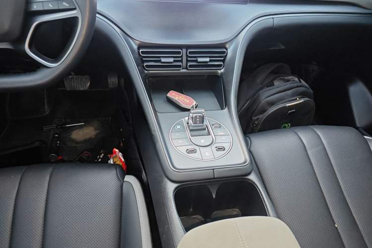 Used BYD Sealion 05 DM-i 2025 DM-i 75KM Prestige Model Gear Lever