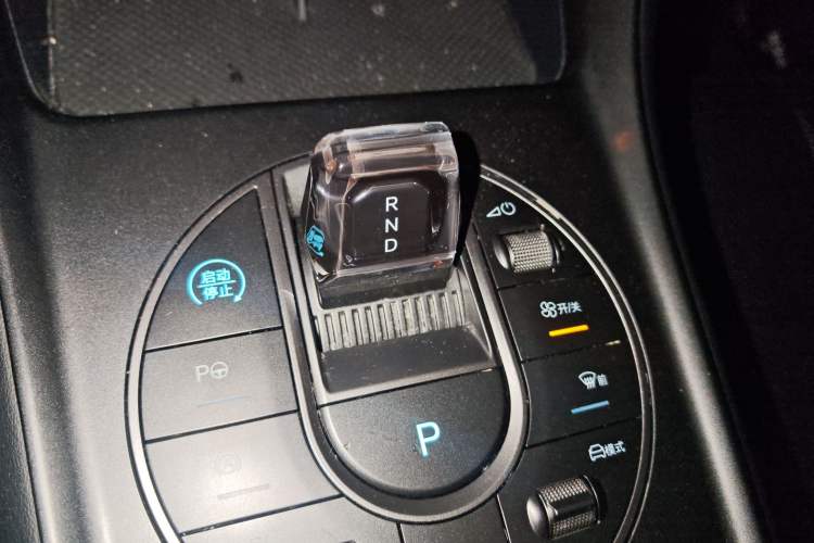 Used BYD Sealion 05 DM-i 2025 DM-i Smart Drive 75KM Luxury Model Gear Lever