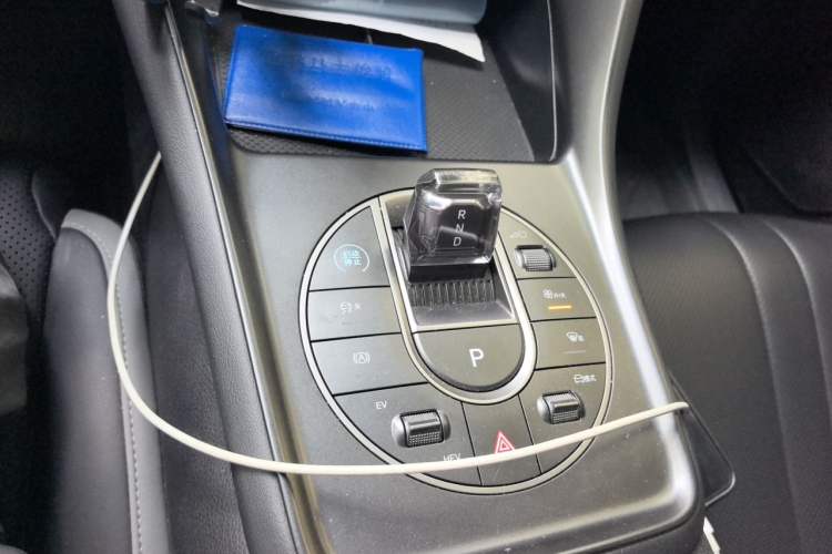 Used BYD Sealion 05 DM-i 2025 DM-i 75KM Prestige Model Gear Lever