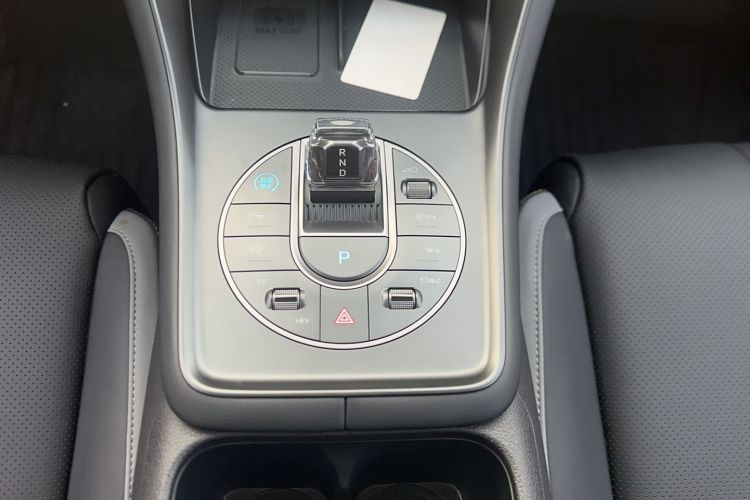 Used BYD Sealion 05 DM-i 2025 DM-i Smart Drive 115KM Flagship Model Gear Lever