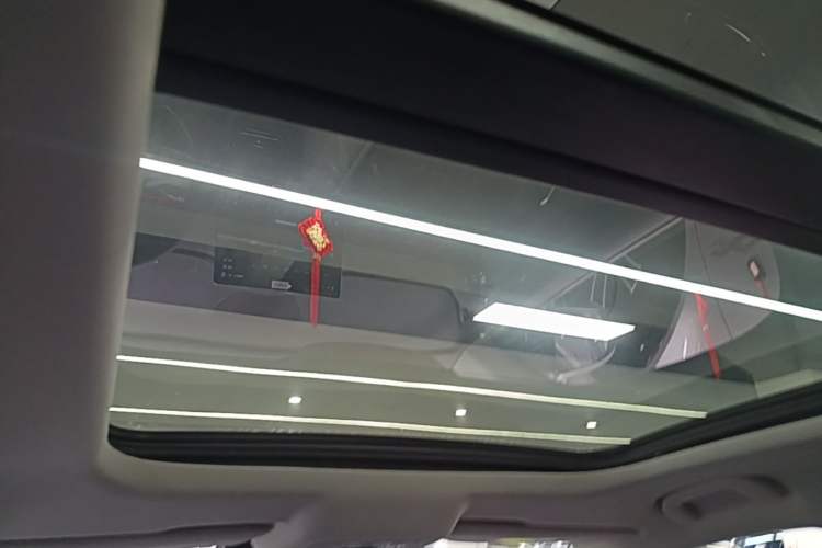 Used BYD Sealion 05 DM-i 2025 DM-i Intelligent Driving 75KM Prestige Model Headliner