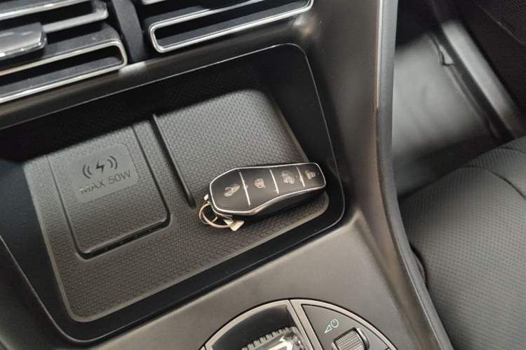 Used BYD Sealion 05 DM-i 2025 DM-i Smart Drive 115KM Flagship Model Interior 1
