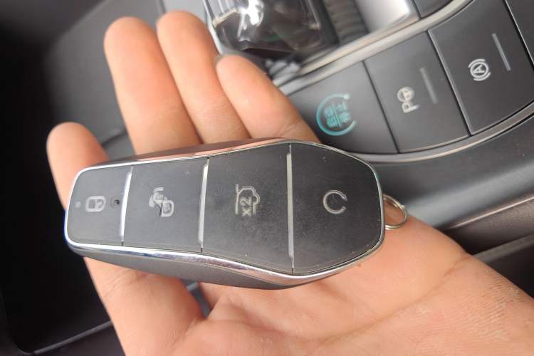 Used BYD Sealion 05 DM-i 2025 DM-i Smart Drive 115KM Flagship Model Interior 1