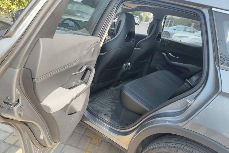 Used BYD Sealion 05 DM-i 2025 DM-i Smart Drive 115KM Flagship Model Interior 1