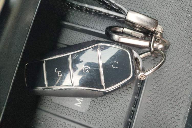 Used BYD Sealion 05 DM-i 2025 DM-i Smart Drive 115KM Prestige Model Interior 1
