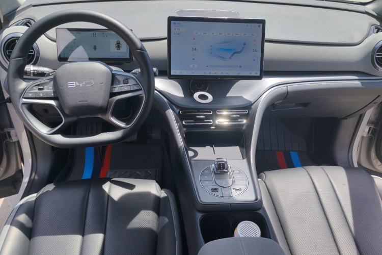 Used BYD Sealion 05 DM-i 2025 DM-i Smart Drive 75KM Luxury Model Interior 3