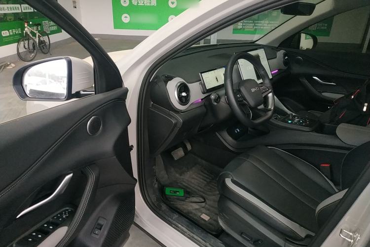 Used BYD Sealion 05 DM-i 2025 DM-i Smart Drive 115KM Flagship Model Interior 3