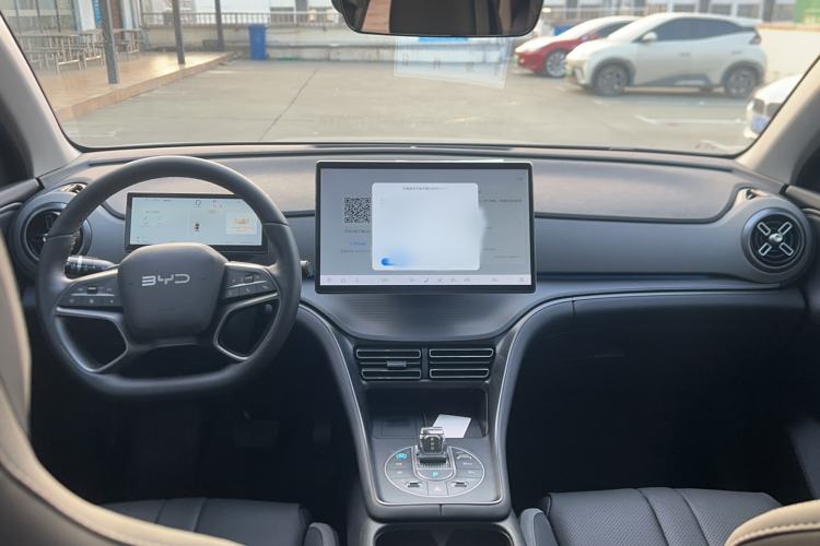 Used BYD Sealion 05 DM-i 2025 DM-i Smart Drive 115KM Flagship Model Interior 4