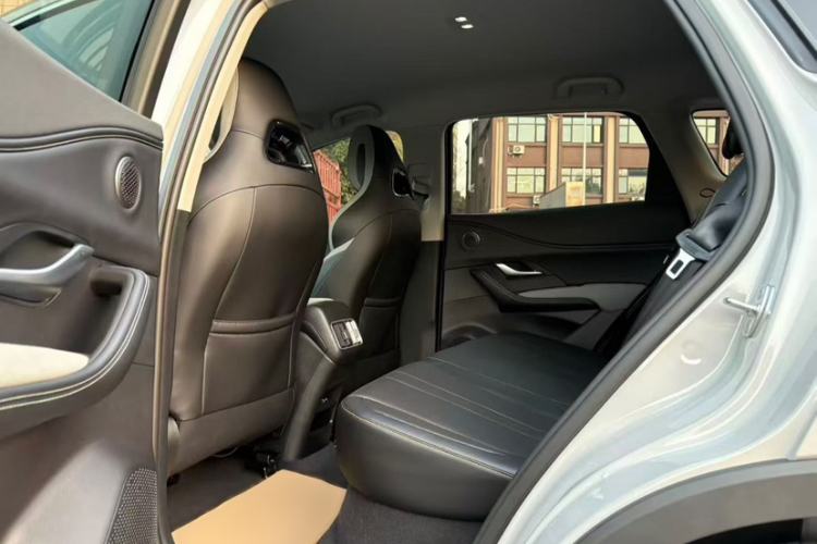 Used BYD Sealion 05 DM-i 2025 DM-i Smart Drive 75KM Luxury Model Interior 4
