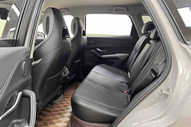 Used BYD Sealion 05 DM-i 2025 DM-i Smart Drive 75KM Luxury Model Interior 5