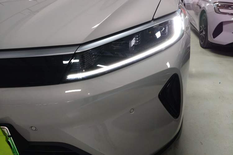 Used BYD Sealion 05 DM-i 2025 DM-i Smart Drive 115KM Flagship Model Left Front Headlight