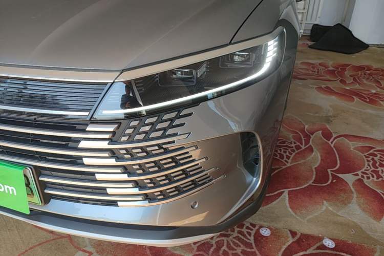 Used BYD Sealion 05 DM-i 2025 DM-i 75KM Prestige Model Left Front Headlight