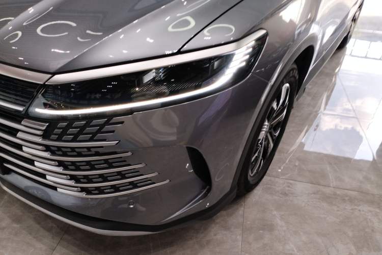 Used BYD Sealion 05 DM-i 2025 DM-i 115KM Prestige Model Left Front Headlight