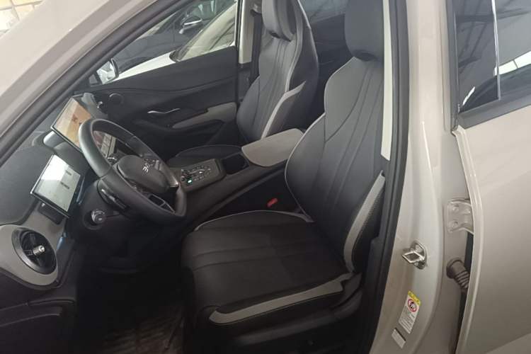 Used BYD Sealion 05 DM-i 2025 DM-i Smart Drive 115KM Flagship Model Left Front Seat