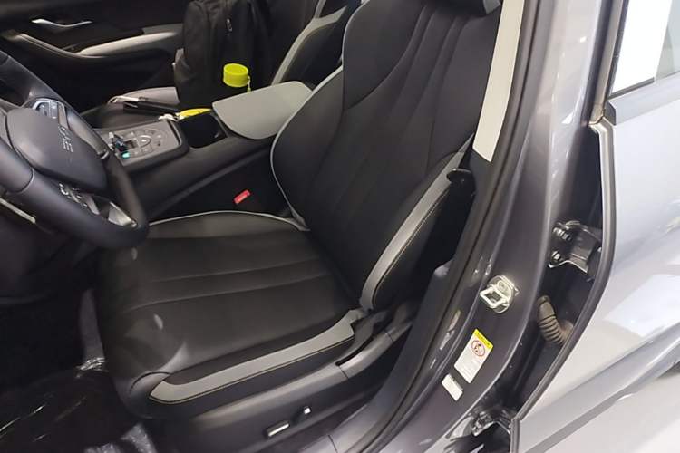 Used BYD Sealion 05 DM-i 2025 DM-i Intelligent Driving 75KM Prestige Model Left Front Seat
