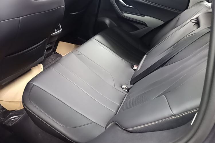 Used BYD Sealion 05 DM-i 2025 DM-i Intelligent Driving 75KM Prestige Model Left Rear Seat