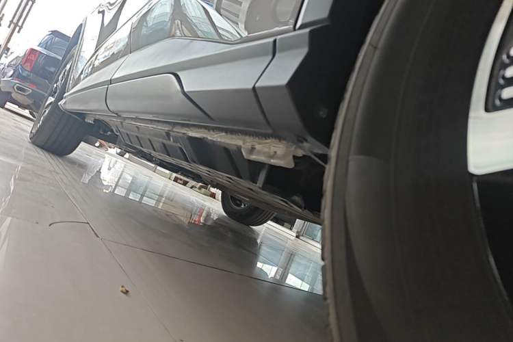 Used BYD Sealion 05 DM-i 2025 DM-i 75KM Prestige Model Left Side Sill