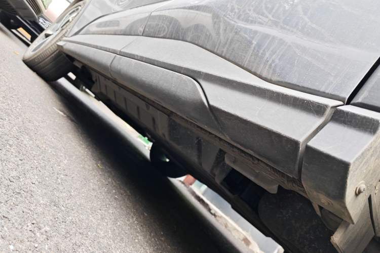 Used BYD Sealion 05 DM-i 2025 DM-i Smart Drive 115KM Flagship Model Left Side Sill