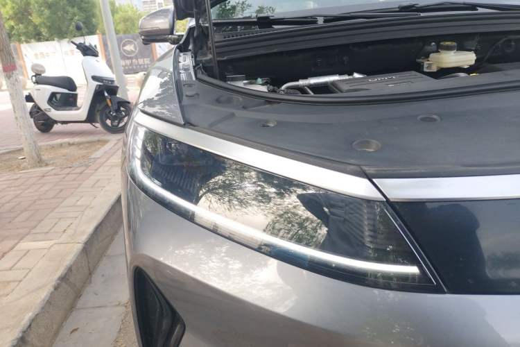 Used BYD Sealion 05 DM-i 2025 DM-i Smart Drive 75KM Luxury Model Right Front Headlight
