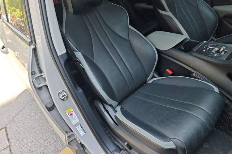 Used BYD Sealion 05 DM-i 2025 DM-i 115KM Flagship Model Right Front Seat