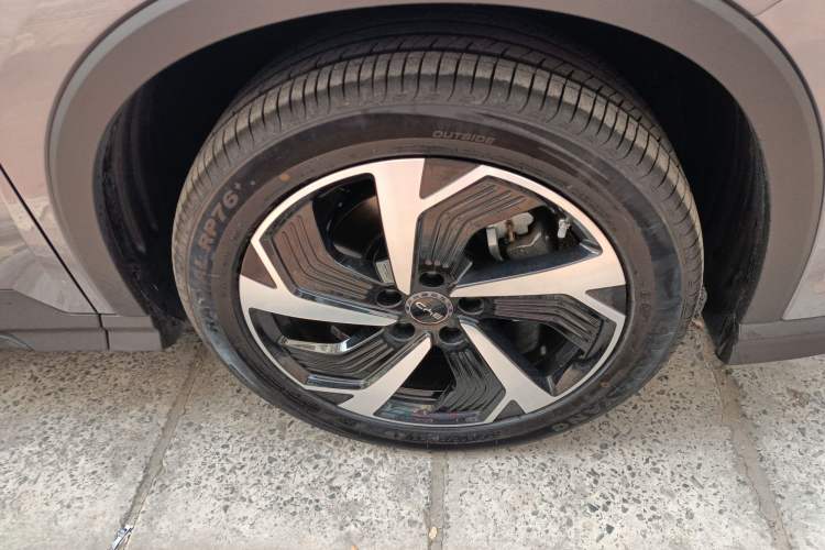 Used BYD Sealion 05 DM-i 2025 DM-i Smart Drive 115KM Flagship Model Right Front Wheel Hub