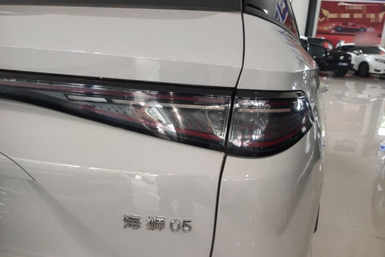 Used BYD Sealion 05 DM-i 2025 DM-i 75KM Prestige Model Right Rear Taillight