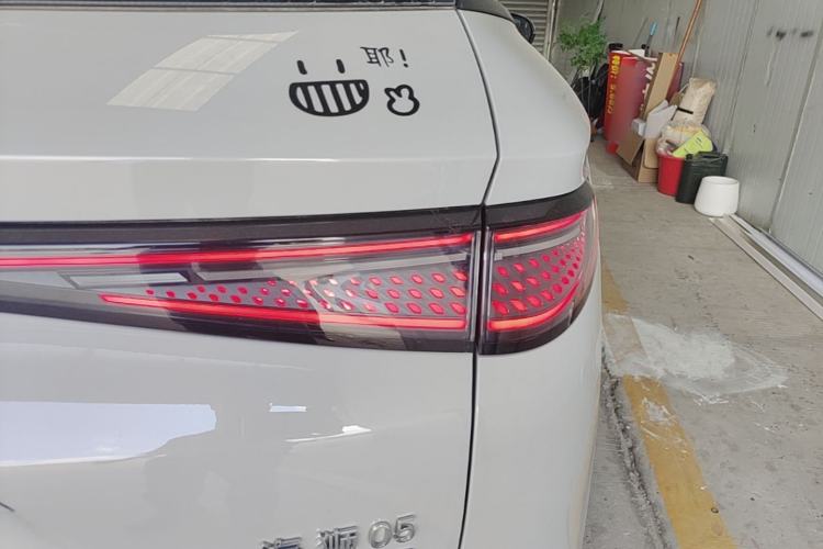 Used BYD Sealion 05 DM-i 2025 DM-i Smart Drive 75KM Luxury Model Right Rear Taillight