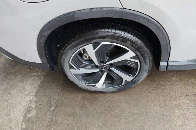 Used BYD Sealion 05 DM-i 2025 DM-i Smart Drive 115KM Flagship Model Right Rear Wheel Hub