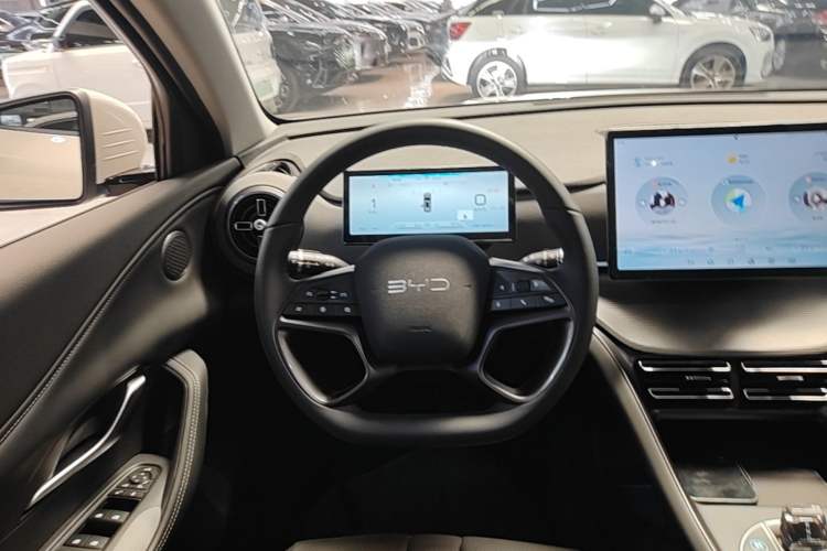 Used BYD Sealion 05 DM-i 2025 DM-i 115KM Prestige Model Steering Wheel