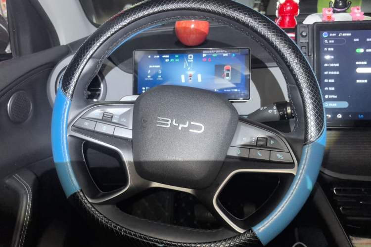 Used BYD Sealion 05 DM-i 2025 DM-i Intelligent Driving 75KM Prestige Model Steering Wheel