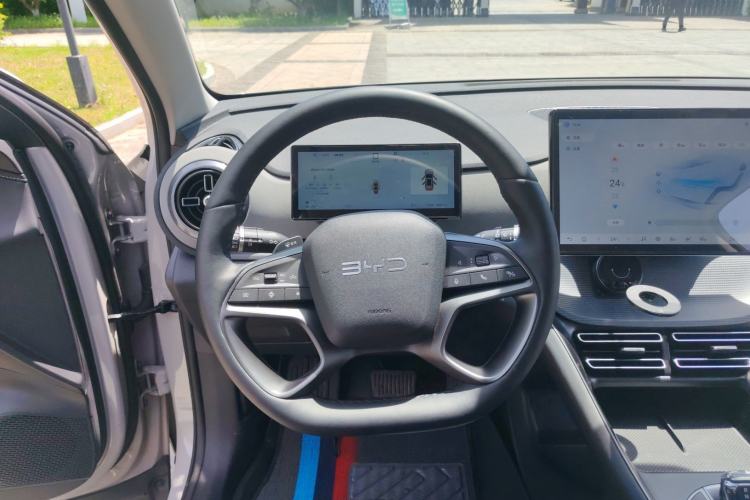 Used BYD Sealion 05 DM-i 2025 DM-i Smart Drive 75KM Luxury Model Steering Wheel