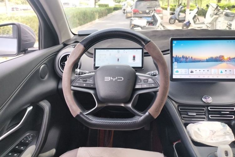 Used BYD Sealion 05 DM-i 2025 DM-i Smart Drive 75KM Luxury Model Steering Wheel