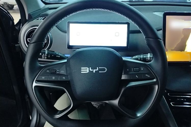 Used BYD Sealion 05 DM-i 2025 DM-i 115KM Prestige Model Steering Wheel