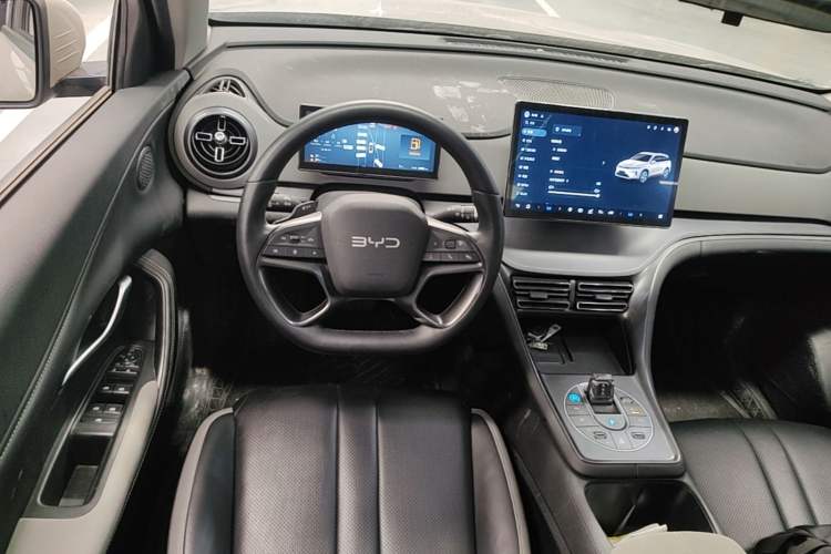 Used BYD Sealion 05 DM-i 2025 DM-i Smart Drive 115KM Prestige Model Steering Wheel